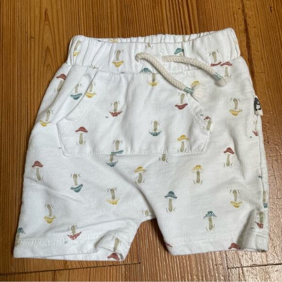 Rabbit + Bear mushroom shorts SIZE 3-6M - Picture 5 of 5